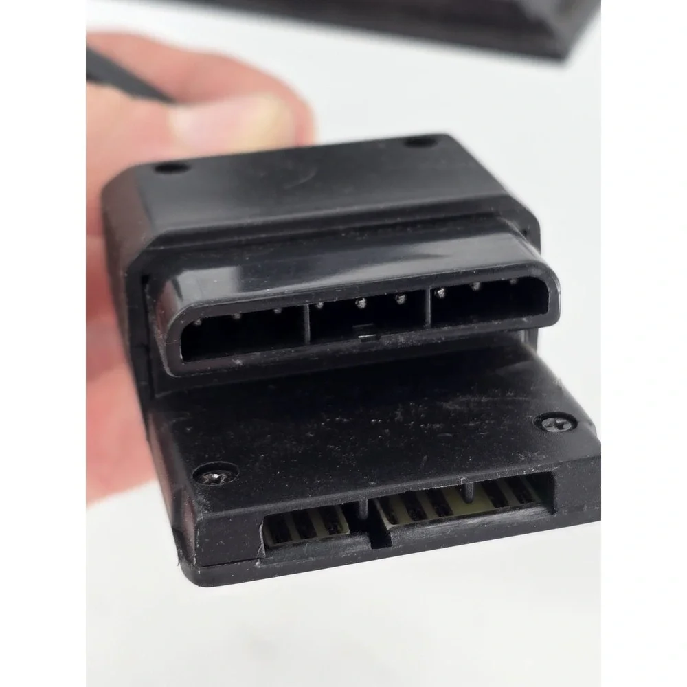 Naki - Platform Multi-Tap Vertical Stand Sony PlayStation 2 PS2 4 Player - Works